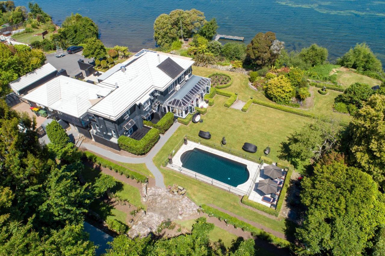 Black Swan Lakeside Boutique Hotel Rotorua Exterior foto