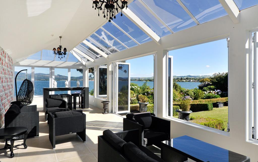 Black Swan Lakeside Boutique Hotel Rotorua Exterior foto