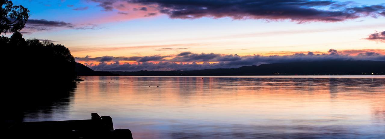 Black Swan Lakeside Boutique Hotel Rotorua Exterior foto