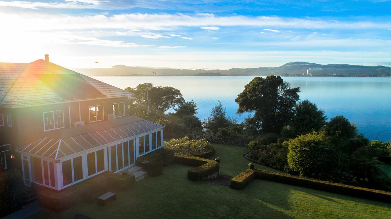 Black Swan Lakeside Boutique Hotel Rotorua Exterior foto